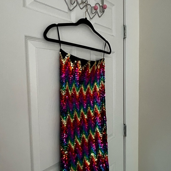 Sequin Rainbow Dress (elastic) - Picture 7 of 12